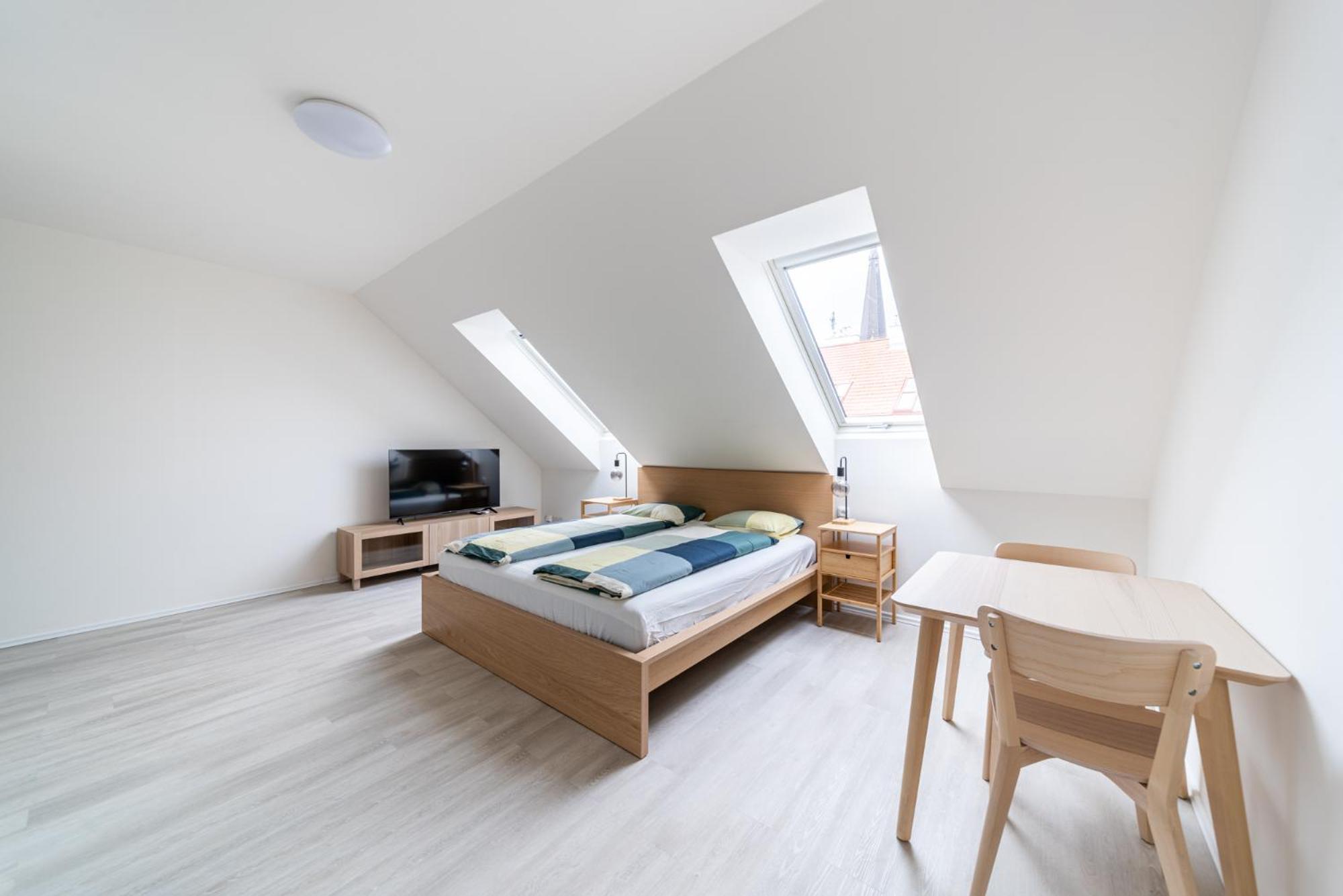 Apartments Borivojova 63 Прага Екстериор снимка