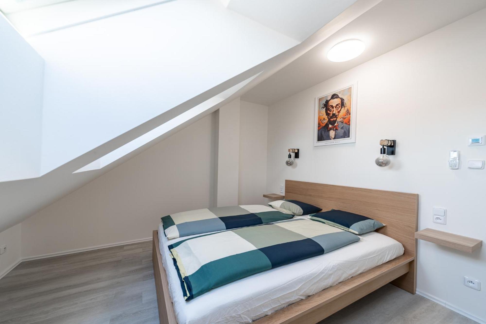 Apartments Borivojova 63 Прага Екстериор снимка