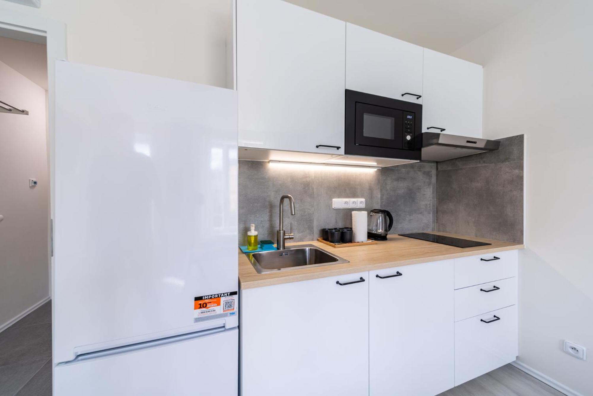 Apartments Borivojova 63 Прага Екстериор снимка